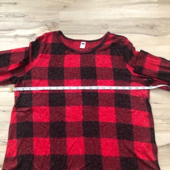 MASSIVE $10 SALE Old Navy Buffalo Plaid Long Sleeve Lounge Top - Picture 2 of 6